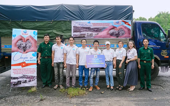 Hình ảnh đội ngũ hỗ trợ khách hàng 24/7 của Tydo88, luôn sẵn sàng giải đáp mọi thắc mắc và hỗ trợ người chơi.